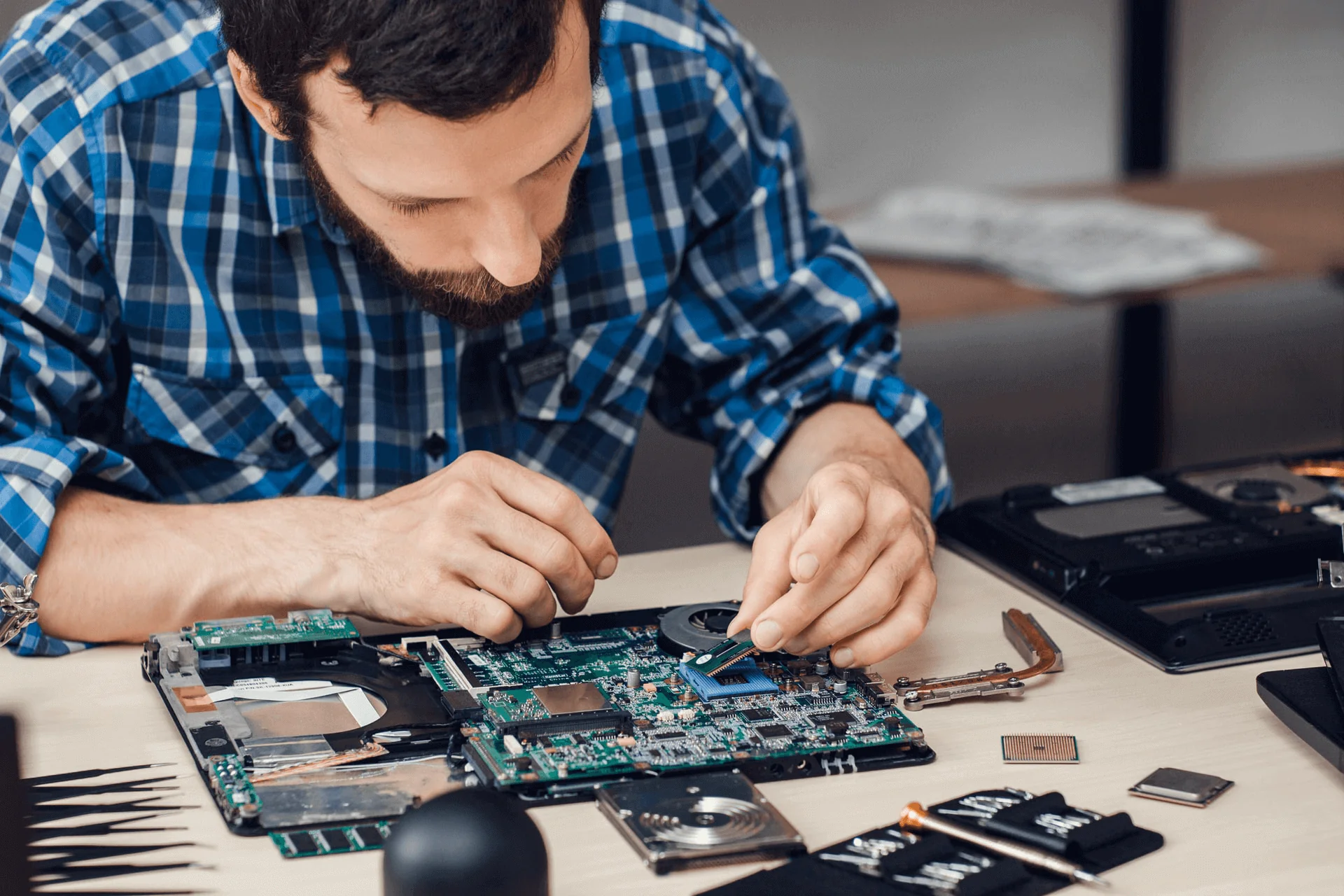 laptop-repair-service